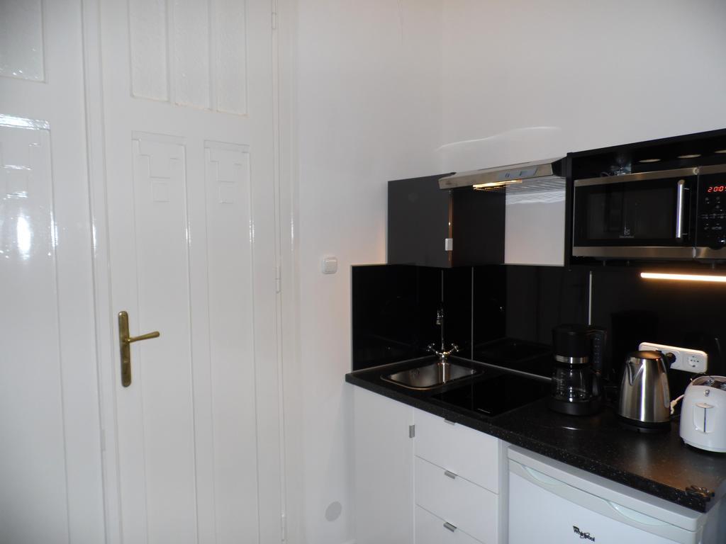 Vaci Street Downtown Apartments ブダペスト 部屋 写真