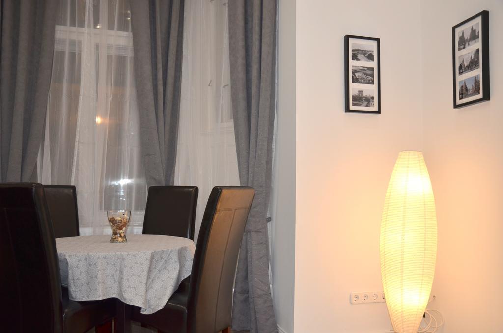 Vaci Street Downtown Apartments ブダペスト 部屋 写真