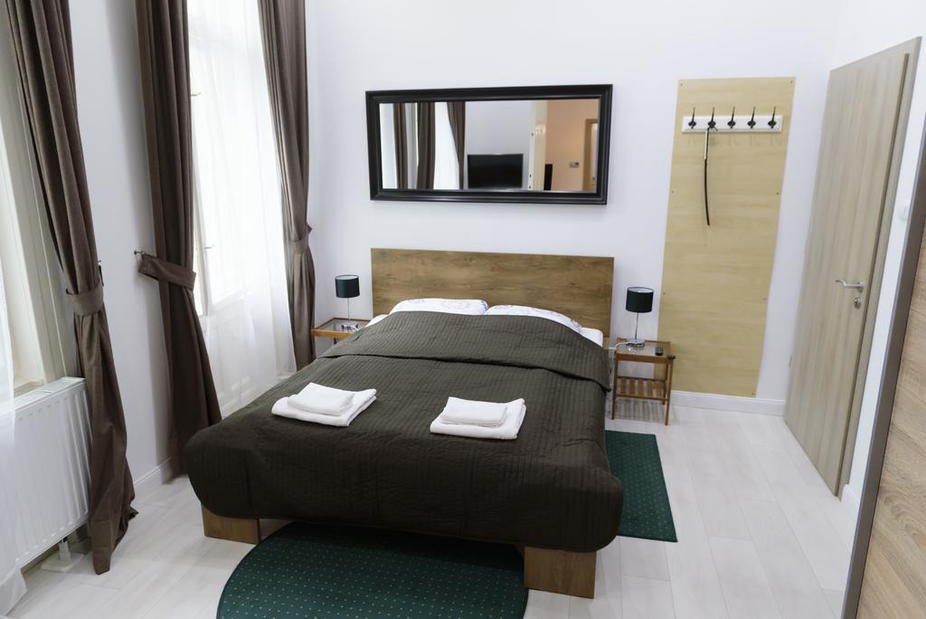 Vaci Street Downtown Apartments ブダペスト エクステリア 写真