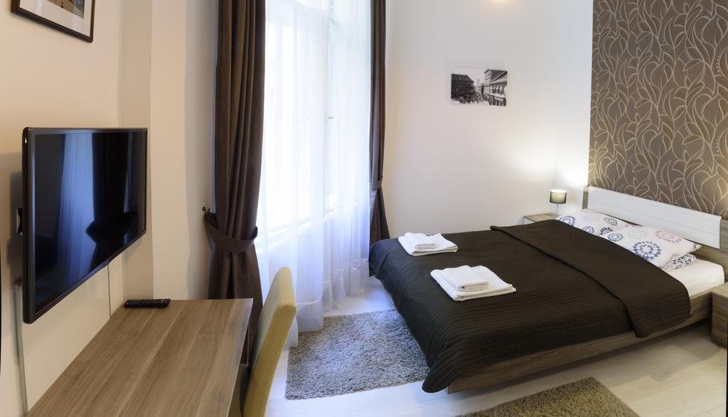 Vaci Street Downtown Apartments ブダペスト エクステリア 写真